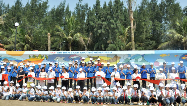 Khởi[-]động[-]Sự[-]kiện[-]&ldquo;V&igrave;[-]m&ocirc;i[-]trường[-]biển[-]kh&ocirc;ng[-]r&aacute;c[-]thải&rdquo;[-]2019